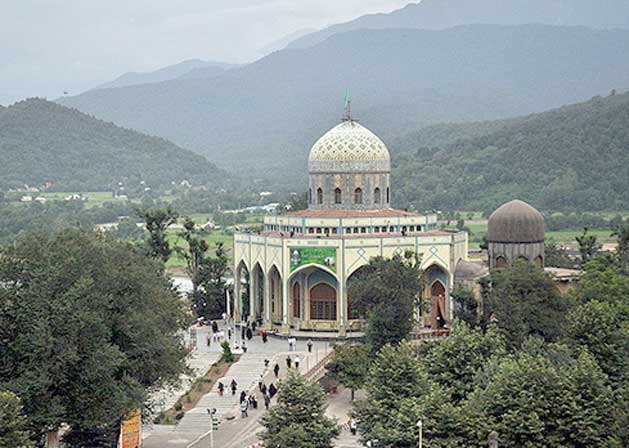 بقعه متبرکه امام زاده هاشم از بقاع شاخص استان گیلان است